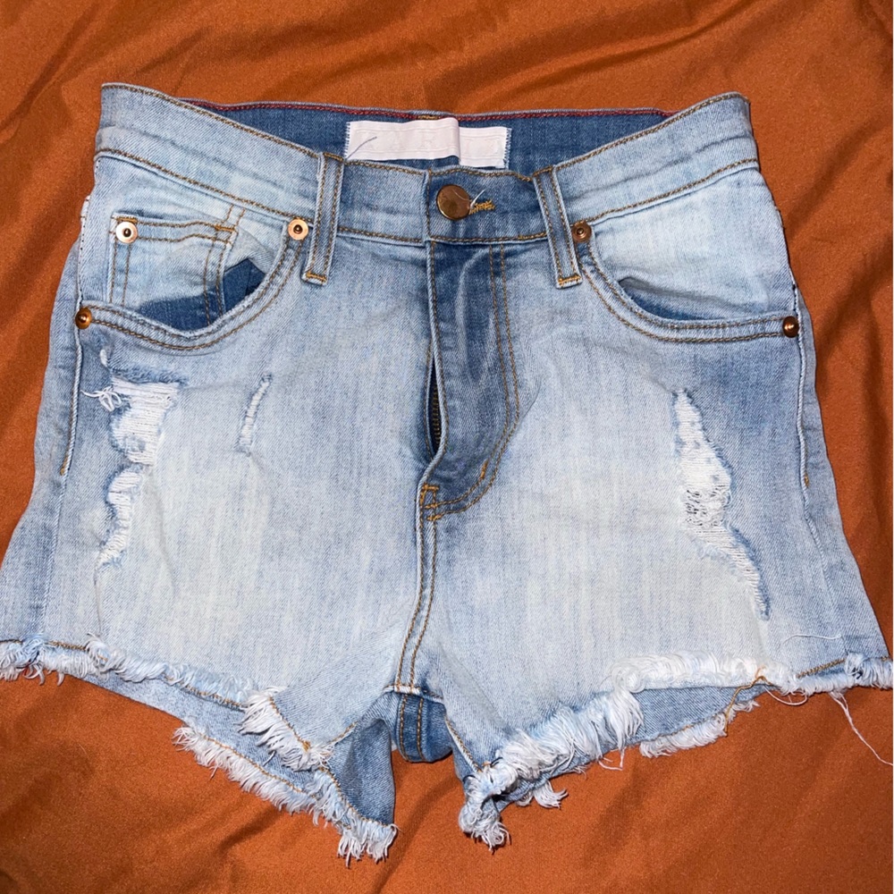Size 3/26 Distressed Denim Shorts